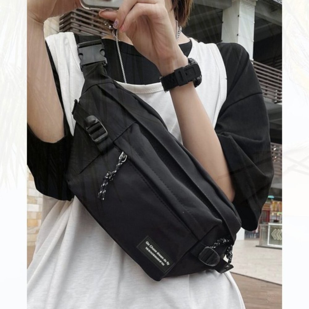 New Graphic Waist Bag 117